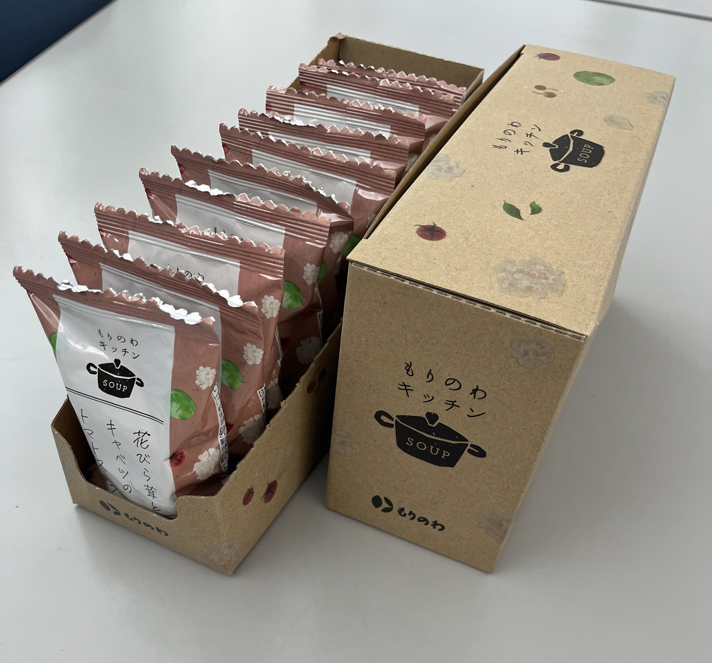 花びら茸とキャベツのトマトスープ 10食入り/株式会社森の環